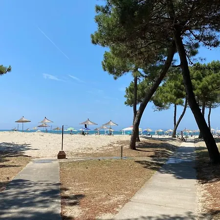 Pines Paradise At Blue Laguna Vakantiehuis *