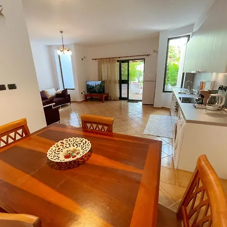 Dom wakacyjny Blue Laguna Pines Retreat *