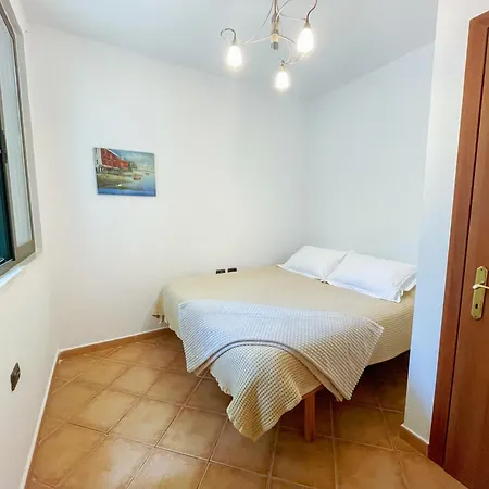 Holiday home Pines Paradise At Blue Laguna Golem (Tirana)