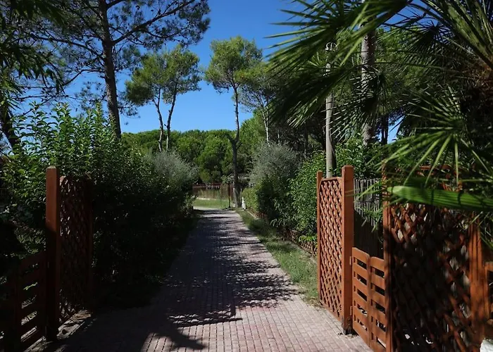 度假居 Blue Laguna Pines Retreat 格勒姆